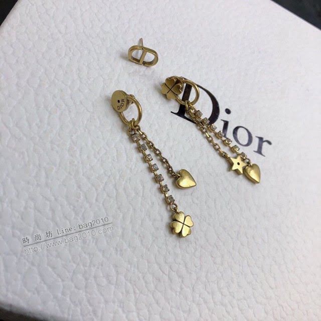 Dior飾品 迪奧經典熱銷款CD雕刻復古金屬耳釘  zgd1416